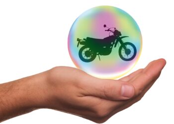 Moto ferma senza assicurazione: da dicembre cambia tutto?