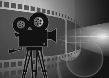 Scaricare illegalmente film è reato?