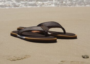 Guidare con le ciabatte è legale?