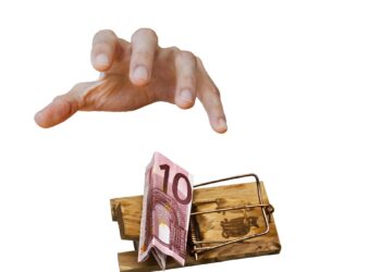 Rubare soldi ai genitori è reato?